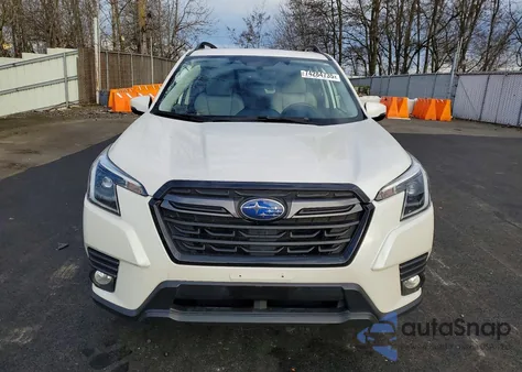 2022 Subaru Forester Limited z USA, uszkodzony, nr VIN JF2SKAPC2NH506027
